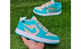 Sepatu Sneakers Nike Junior Low Tropical Cream