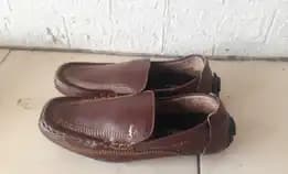 Sepatu Slip On Warna Coklat Tua