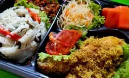 Catering Rumahan Harian Paket Mingguan Makan Siang Dan Makan Malam