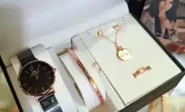 Ready!Jam Tangan Daniel Wellington Set Wanita Tali Rantai Pasir