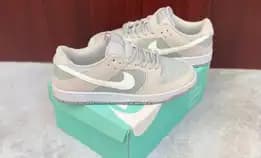 Sepatu Sneakers Basket Nike Sb Dunk Low Summit White Wolf Grey