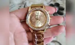 Jam Tangan Wanita Geneva Berlian Imitasi