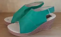 Sandal Wedges Wanita