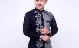 Baju Muslim Pria Modern Motif Batik Kombinasi Bordir 