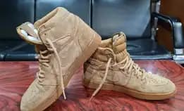 Air Jordan 1 Retro High Brown Wheat Size 40,5