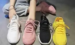 Sneakers Wanita 