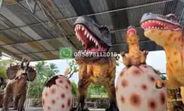 Pengrajin Patung Dinosaurus