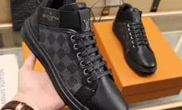 Sepatu Sneakers Pria Louis Vuitton Lv Boots