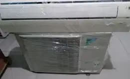 Ac Daikin 2pk Thailand Second  Plus Pasang &Spare Part  Bergaranssiap Ke Seluruh Area Jabodetabek 