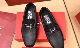 Sepatu Loafers Pria Salvatore Ferragamo