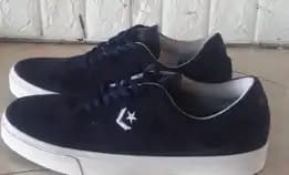 Sepatu Converse