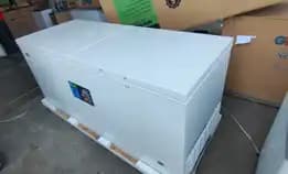 Cuci Gudang Unit New Rsa Chest Freezer Cf750h