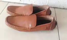 Sepatu Slip On Warna Coklat Muda