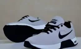 Sepatu Nike