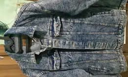 Jaket Levis