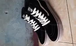 Sepatu Vans