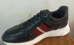 Sepatu Bally Sneaker Logo Merah Putih Sepatu Pria Kulit