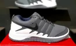 Sepatu Sneaker Nike Pegasus 