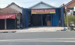 Jual Gudang Strategis Di Raya Suryowijayan Kota Jogjakarta