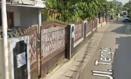 Rumah Siaphuni Perkampungan 2lt Jl Tangki Cipayung Jaktim Lt 289 Lb 250m Shm