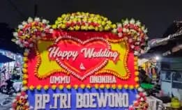 Karangan Bunga Happy Wedding Jakarta Selatan 0822-4235-9499 Affan Florist