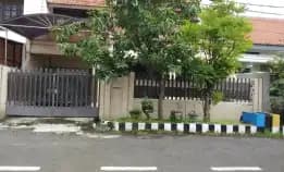Jual Rumah 2 Lantai Shm di Rungkut Asri Barat Surabaya