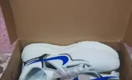 Nike Zoom Size 43