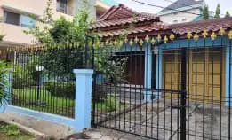 Dijual Rumah Lama Nyaman Jalan Loka Indah Jakarta Selatan