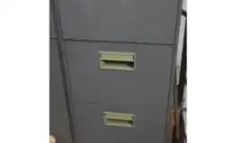 Elite Original Lemari Arsip Besi / Filing Cabinet