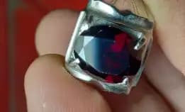 Natural Red Garnet Pyrope Almandine Nte