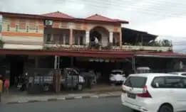 Rumah Dan Tempat Usaha Daerah Paniki Bawah Manado