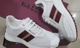 Sepatu Sneakers Pria Bally Stripe Putih