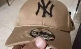 Topi New Era New York Cokelat Logo Metal Import Original