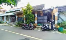 Rumah Di Utara Lapangan Jaten Karanganyar 