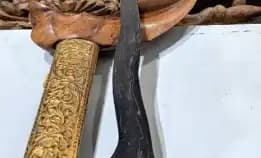 Keris Jangkung Pamor Wengkon Isen 