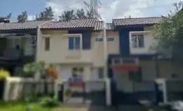 Rumah Townhouse Siap Huni 2lt Legenda Wisata Jl Alternative Cibubur Lt 300 M2  Lb400 M2 Bogor Shm