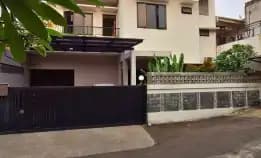 Di Jual Rumah 2 Lantai Shm Di Jalan Singgalang Kota Depok