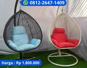 Ayunan Rotan Sintetis Model Anyaman Tradisional