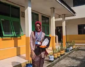 Terbaru, Kebaya Kutubaru, Rok Kebaya, Wisuda Sma, Pare-Pare, Neng Lina Kebaya