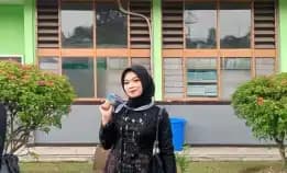 Terbaik, 0816-4864-457, Kebaya Wisuda, Bawahan Kebaya, Anak Sma, Dompu, Neng Lina Kebaya